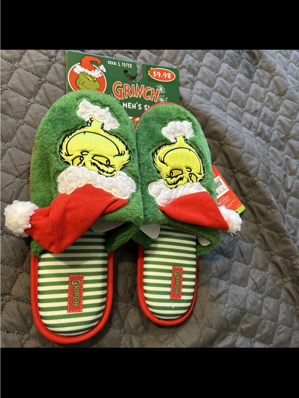 Adult Large 11/12 Grinch Green and red fuzzy Holiday Slippers NEW retired style